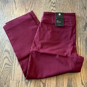 NWT JM Collection rivet Capri pants with comfort waist and tummy control small
